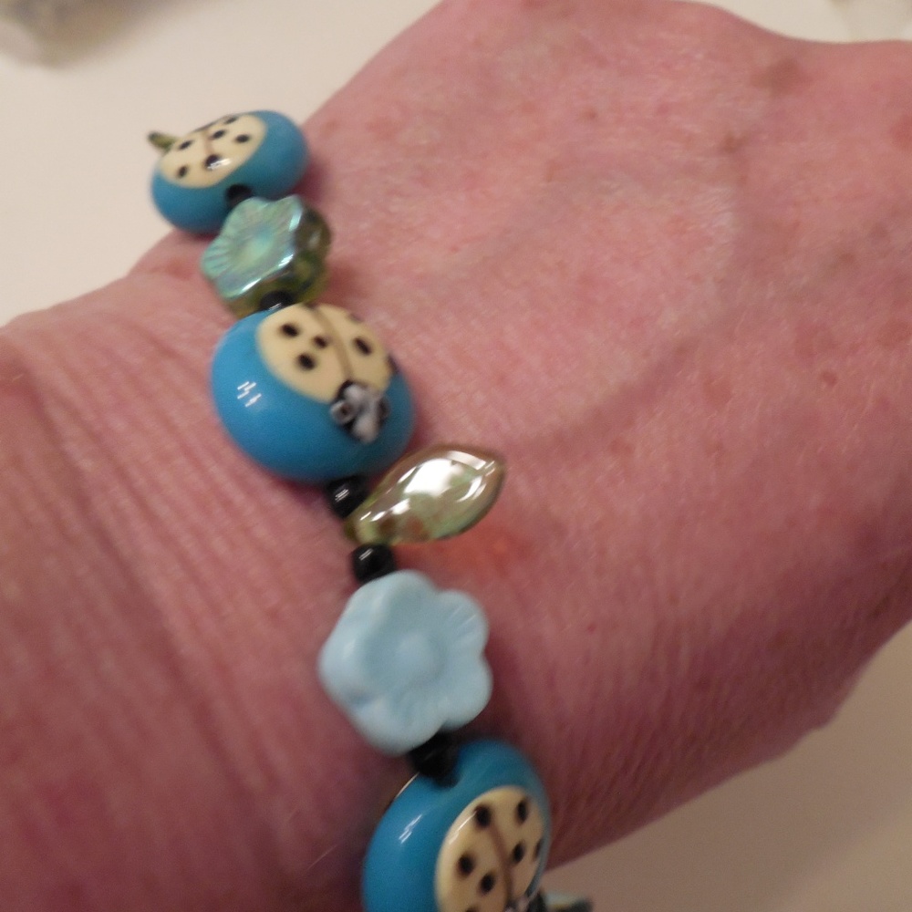 Sterling Silver Blue ceramic Lady bug bracelet - Picture 4 of 4